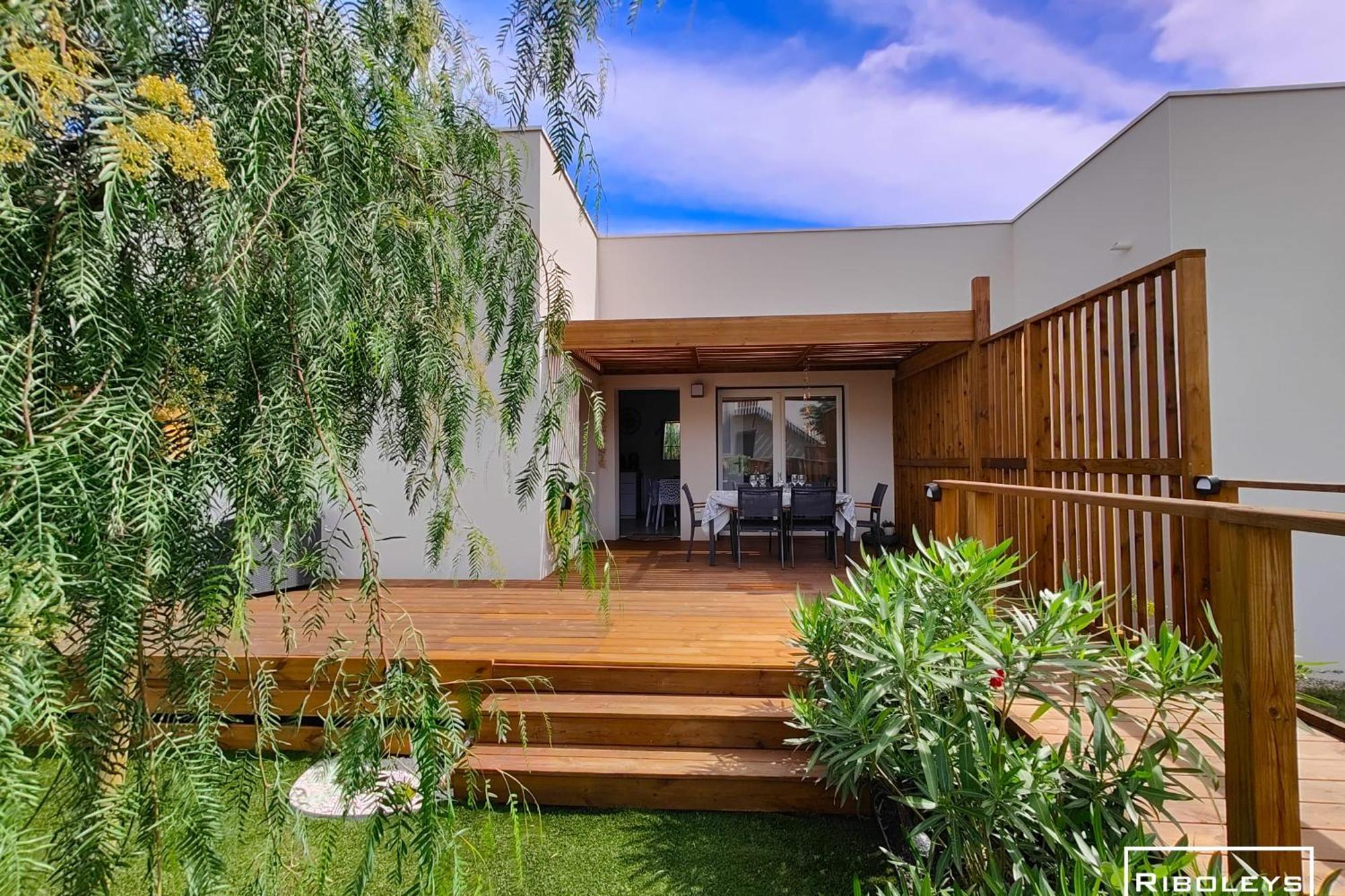 Villa T3 Climatisee En Residence Avec Piscine Vias Εξωτερικό φωτογραφία